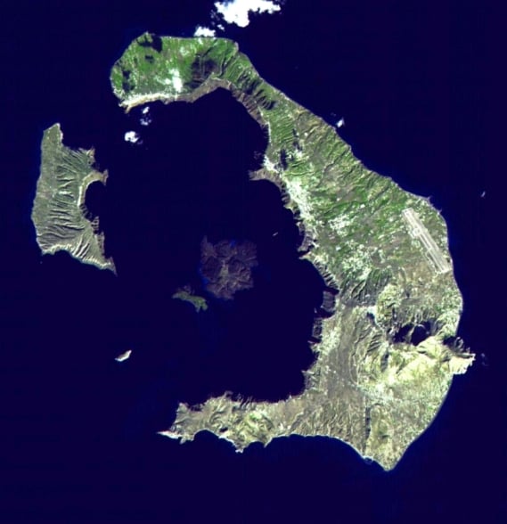 A ilha de Tera vista do cu