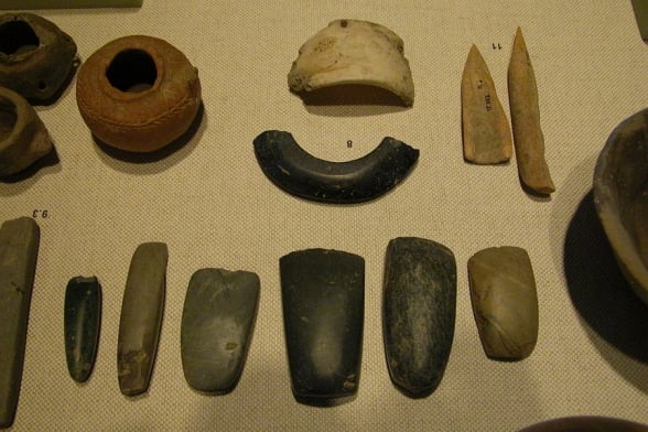 Artefatos neolticos de Olinto